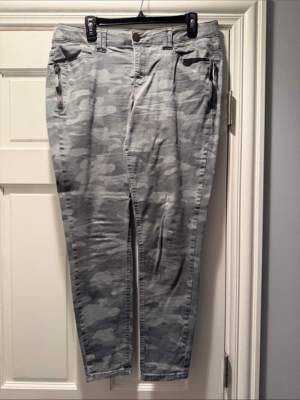 Democracy Gray Camo Ankle Pants